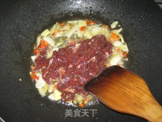 野山椒牛肉丝的做法步骤：6