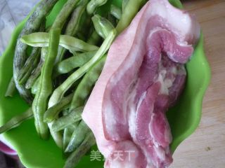 红焖肉炖芸豆的做法步骤：1