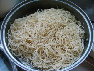 营养美味一锅出——扁豆焖面的做法步骤：9