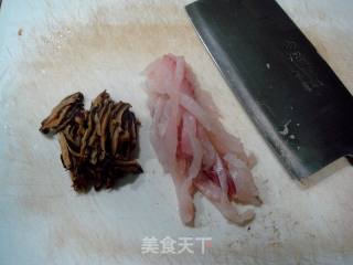 香菇青鱼羹的做法步骤：1
