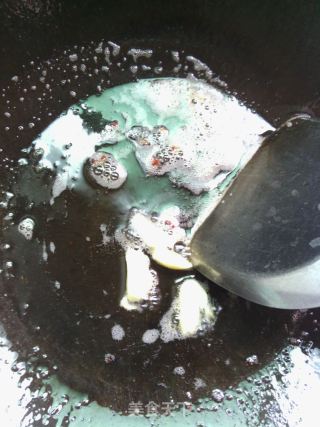 家常小菜——肉末烧茄子的做法步骤：3