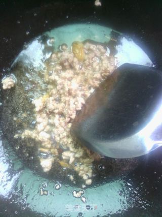 家常小菜——肉末烧茄子的做法步骤：4