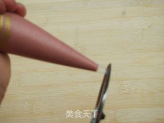 彩绘草莓戚风蛋糕卷的做法步骤：20