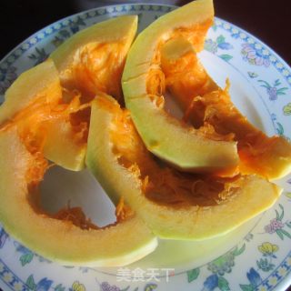 炸南瓜饼的做法步骤：2
