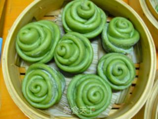 绿玫瑰花卷的做法步骤：16