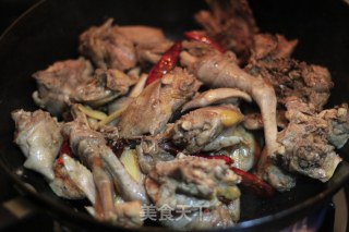 干锅啤酒鸡的做法步骤：6