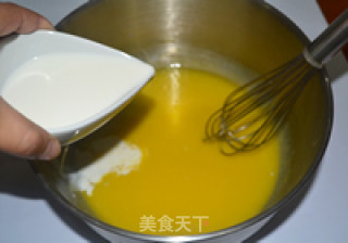 黑芝麻戚风蛋糕的做法步骤：5