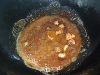大喜大黄金咖喱之咖喱土豆鸡肉丝的做法步骤：4