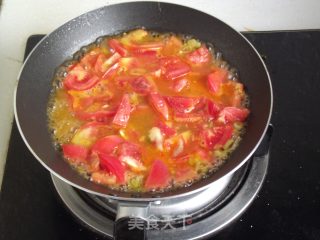 西红柿鸡蛋面（盖浇饭）的做法步骤：4