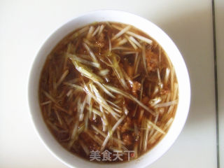 韭黄肉酱拌肠粉的做法步骤：5