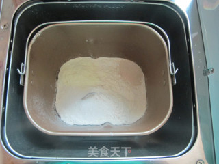 新手面包记（2）：庞多米吐司的做法步骤：1