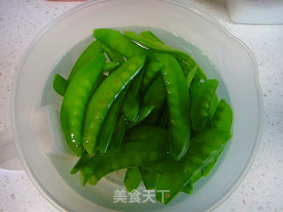 蒜香培根荷兰豆的做法步骤：4