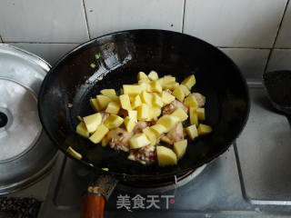 咖喱土豆鸡翅的做法步骤：6
