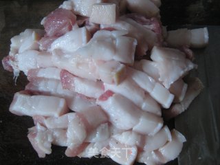 鱿鱼烧五花肉的做法步骤：3