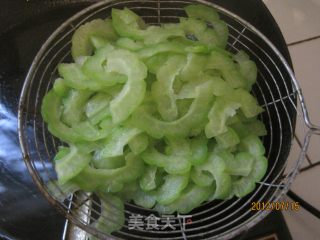 凉拌苦瓜的做法步骤：5