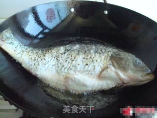 干焖鲤鱼的做法步骤：2
