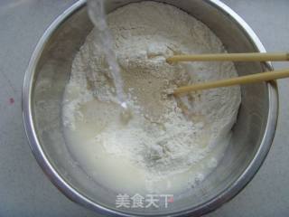 炼奶小餐包（中种法）的做法步骤：1