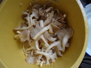 蒜泥火腿南瓜盅的做法步骤：3
