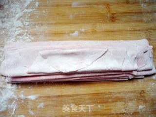 粉红色的诱惑------苋菜汁手擀面的做法步骤：5