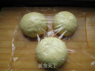 蜜豆普粉面包的做法步骤：7