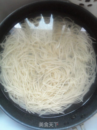 番茄鸡蛋面的做法步骤：11