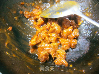 蜜汁炒排骨的做法步骤：4