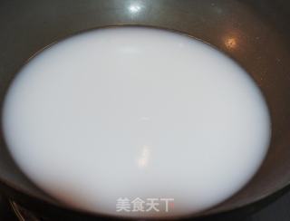 西式香浓滑口南瓜汤的做法步骤：4