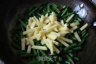土豆烧刀豆的做法步骤：7