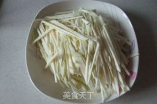 茭白毛豆炒肉丝的做法步骤：2