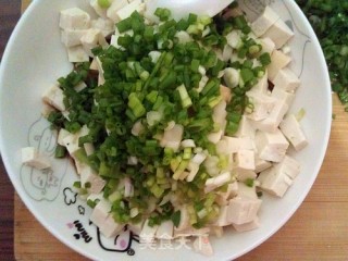 小葱拌豆腐的做法步骤：4