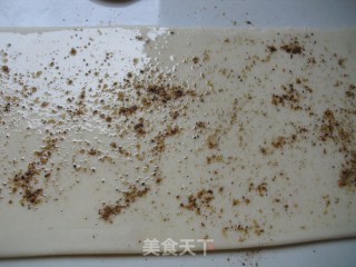 翻花卷的做法步骤：4