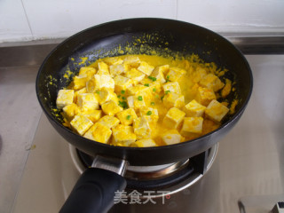 咸蛋黄豆腐的做法步骤：8