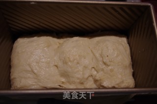 我的面团我做主。。。蘑菇芝士面包的做法步骤：11