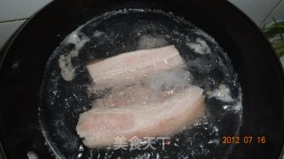 东坡肉的做法步骤：4