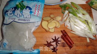 东坡肉的做法步骤：5