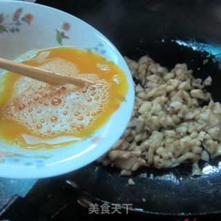 茄丁炒蛋的做法步骤：7