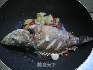 糍粑干桂鱼的做法步骤：5