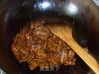 【美味解馋不长肉】——红烧鸭脚的做法步骤：9