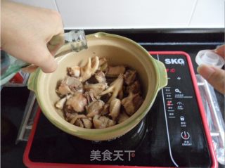 砂锅啫啫鸡煲的做法步骤：5