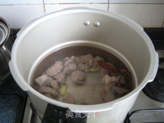咖喱茄汁牛肉饭的做法步骤：3