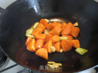 咖喱茄汁牛肉饭的做法步骤：7