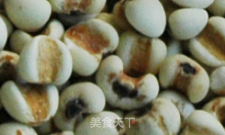 黑米薏米仁红枣粥的做法步骤：2