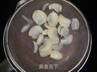 黑小米百合绿豆粥的做法步骤：7