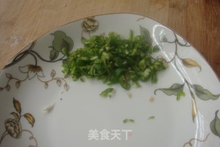 呲啦一声响-【油泼蒜香蒸茄条】的做法步骤：4