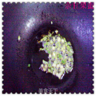 蕃茄鲜酱拌面的做法步骤：4
