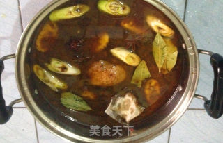 酱香猪肘的做法步骤：5