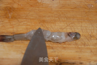 香酥炸虾的做法步骤：3