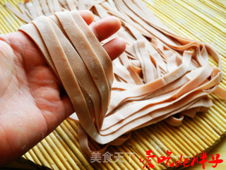 菌香肉酱手擀面的做法步骤：17