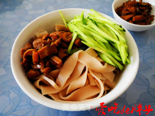 菌香肉酱手擀面的做法步骤：22