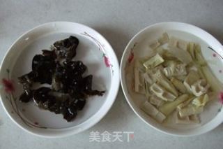 海米扁尖烧豆皮的做法步骤：2